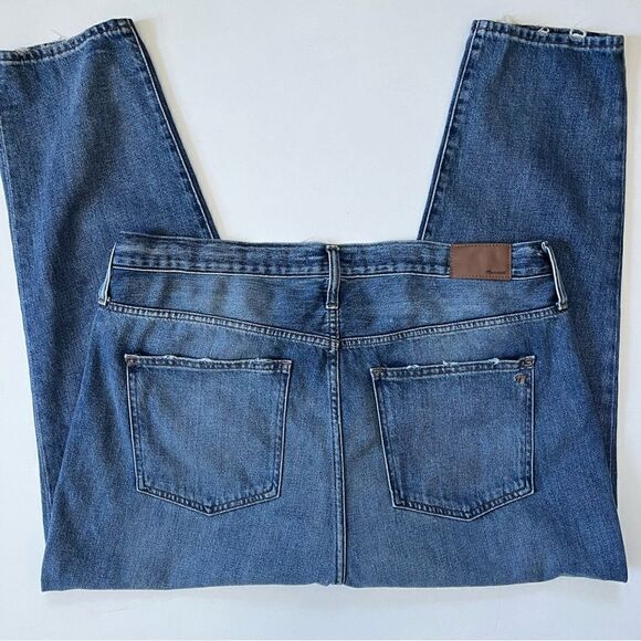 Madewell The Momjean in Downey Wash 35 - Picture 11 of 14